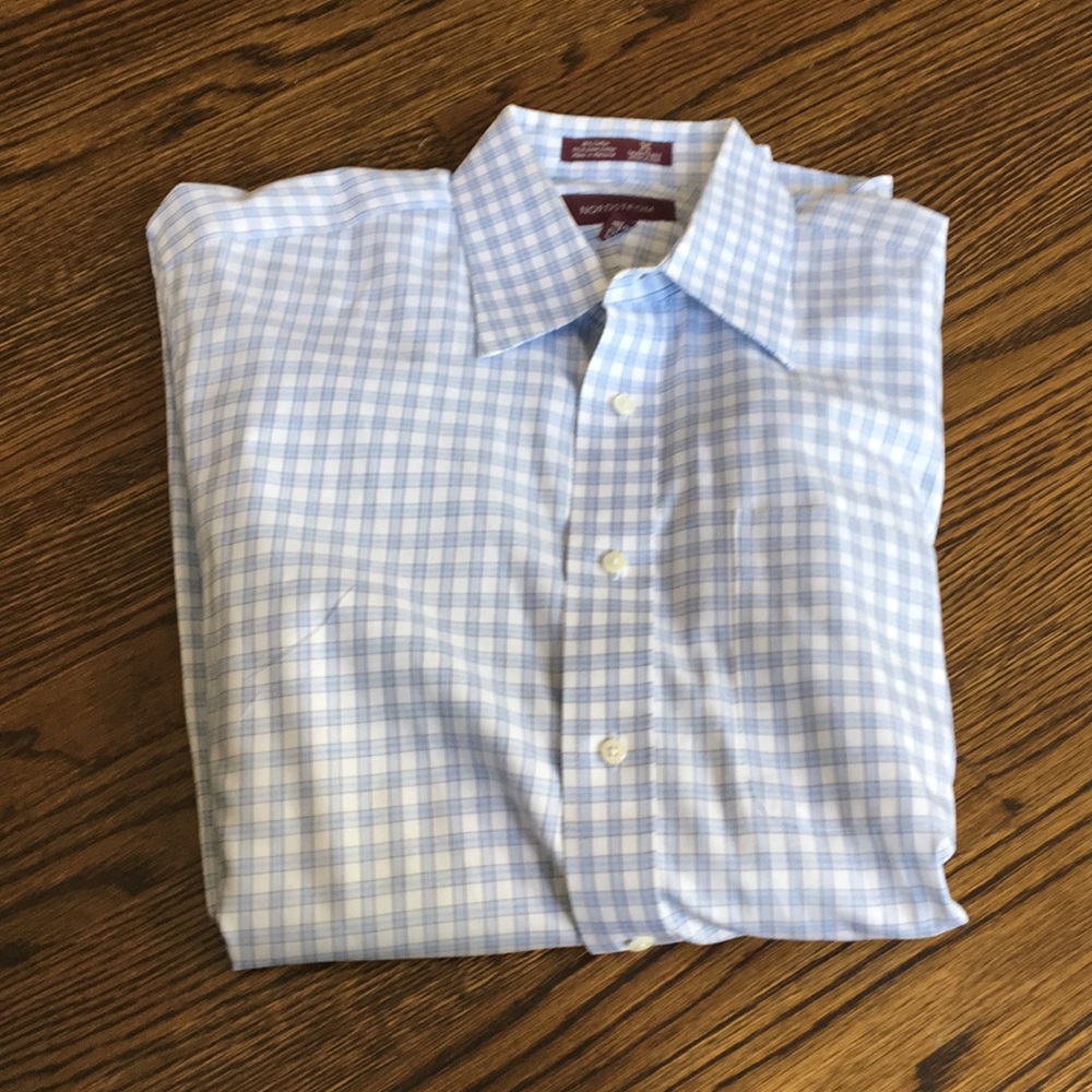 Men’s Nordstrom shirt sz 151/2-34 blue white